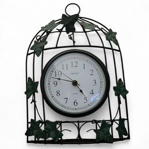 Ingraham Green Ivy Metal Wall Clock